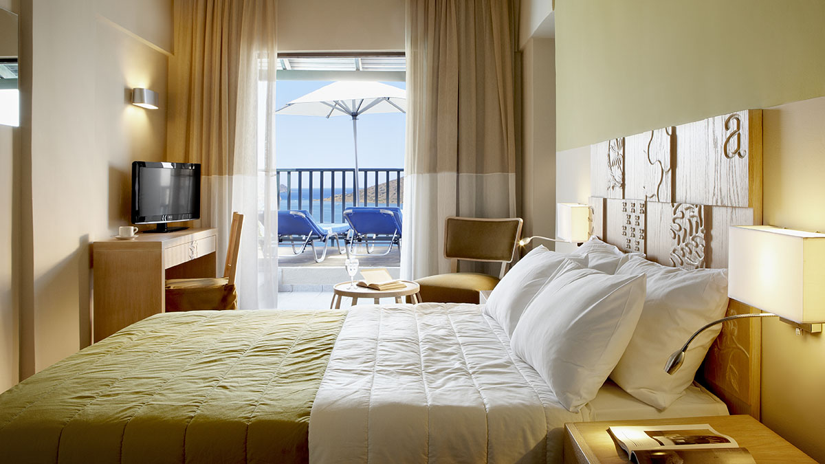 Junior Suite Sea View with Pool